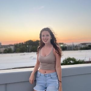 Meet your Posher, Rachel